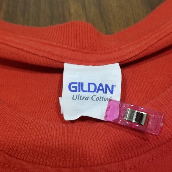 Ladies' Southern Couture Christmas Tee, Size L, VGUC - Picture 10 of 13